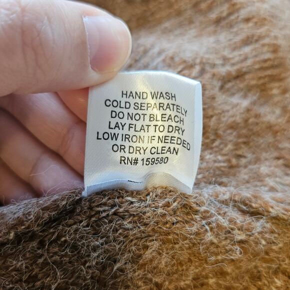 Daryl-Ann Denner x Pink Lily Brown V-Neck Knit Sweater sz Small Minimalist Basic - Picture 5 of 5